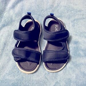 Navy sandals, size 9